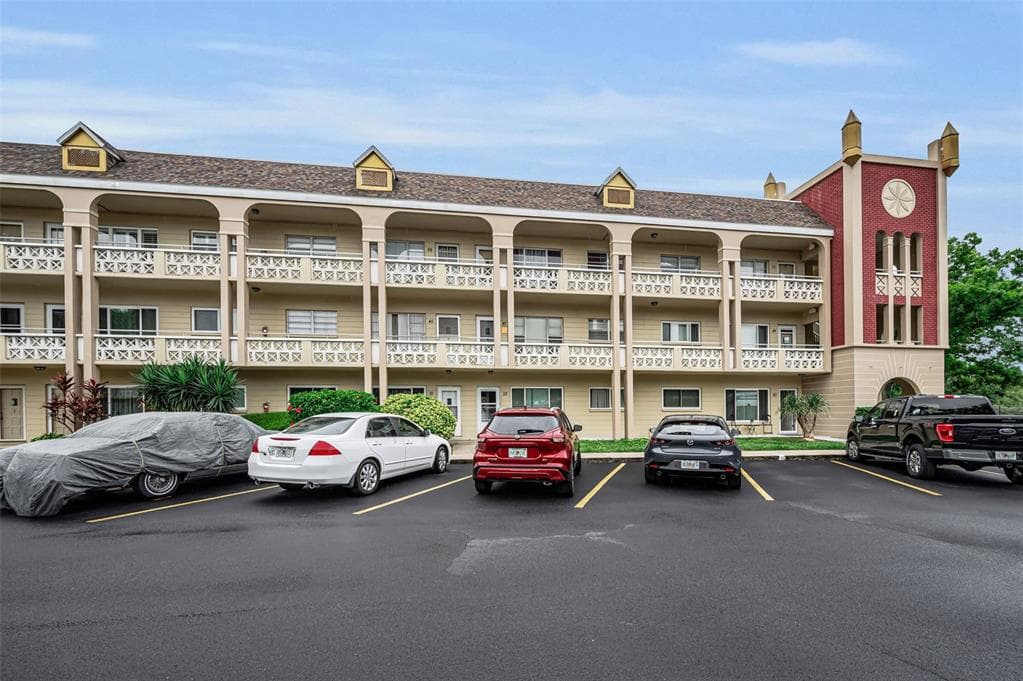 2361 JAMAICAN STREET UNIT 25 CLEARWATER, FL 33763