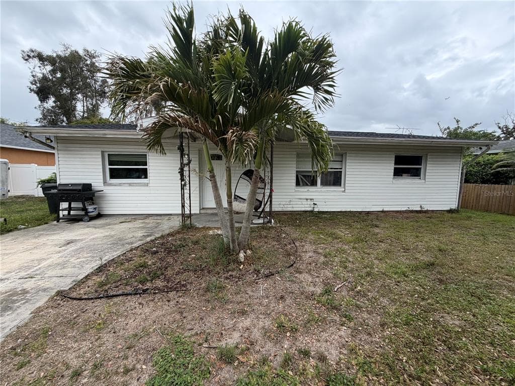 3915 51ST AVENUE N ST PETERSBURG, FL 33714