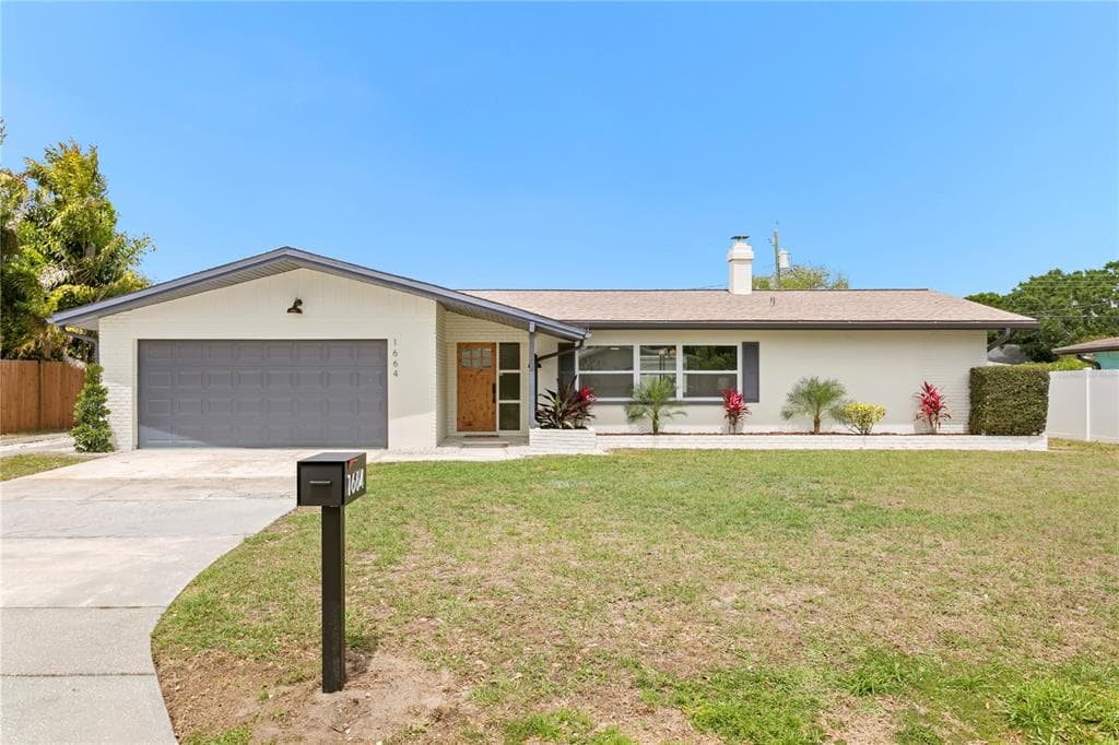 1664 WHITEWOOD DRIVE