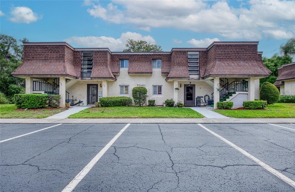 7040 COGNAC DRIVE UNIT 3 NEW PORT RICHEY, FL 34653