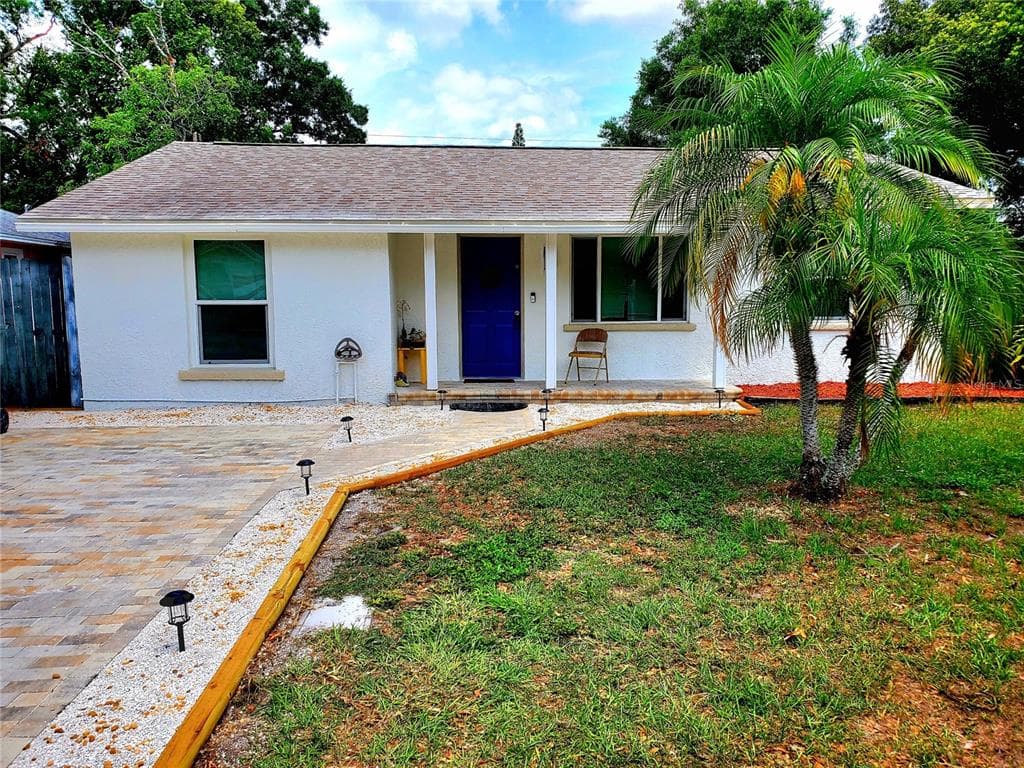 430 1ST AVENUE NE LARGO, FL 33770