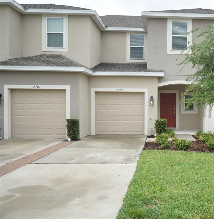2407 PARAVANE WAY WESLEY CHAPEL, FL 33543