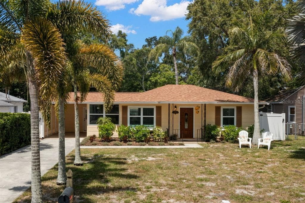 1658 DOUGLAS AVENUE DUNEDIN, FL 34698