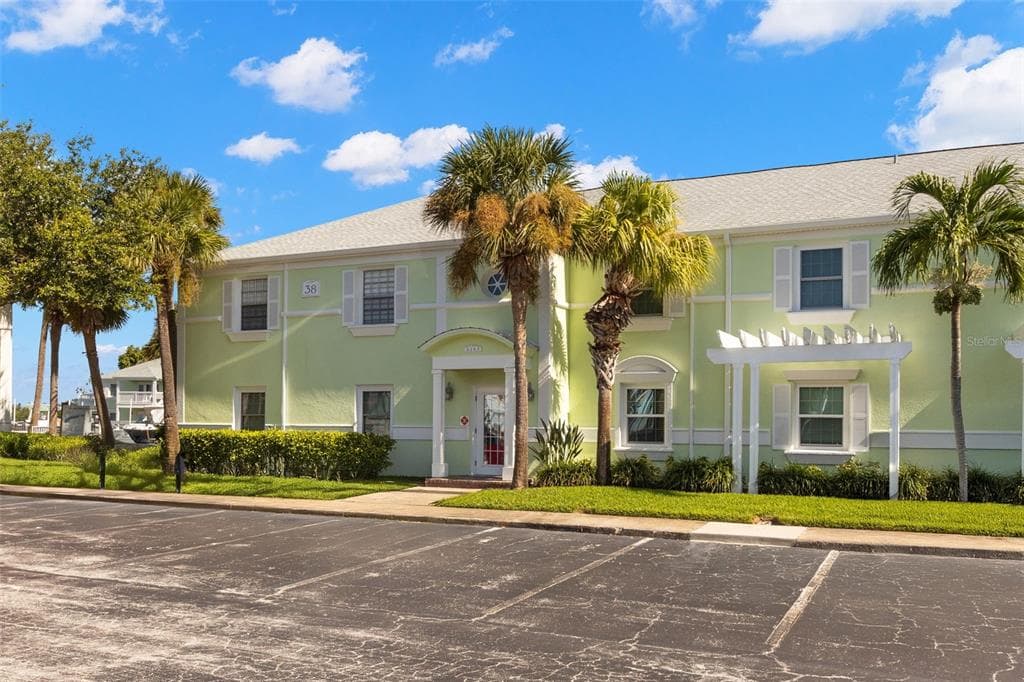 5243 BEACH DRIVE SE UNIT B