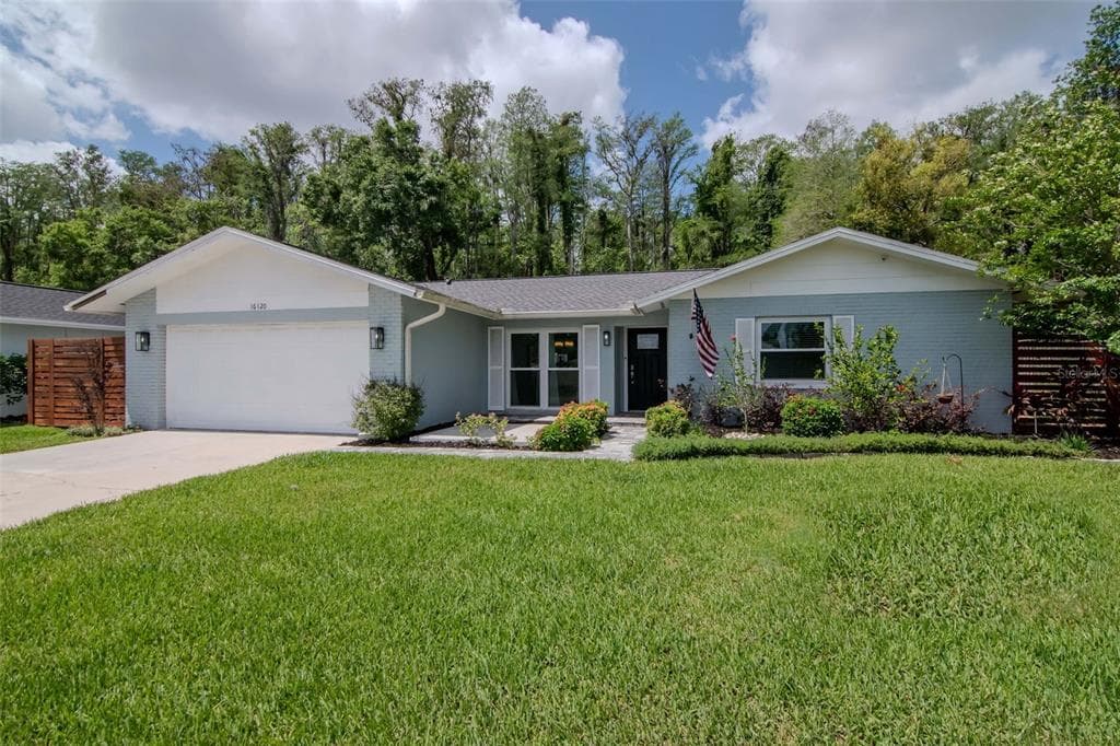 16120 OAKMANOR DRIVE