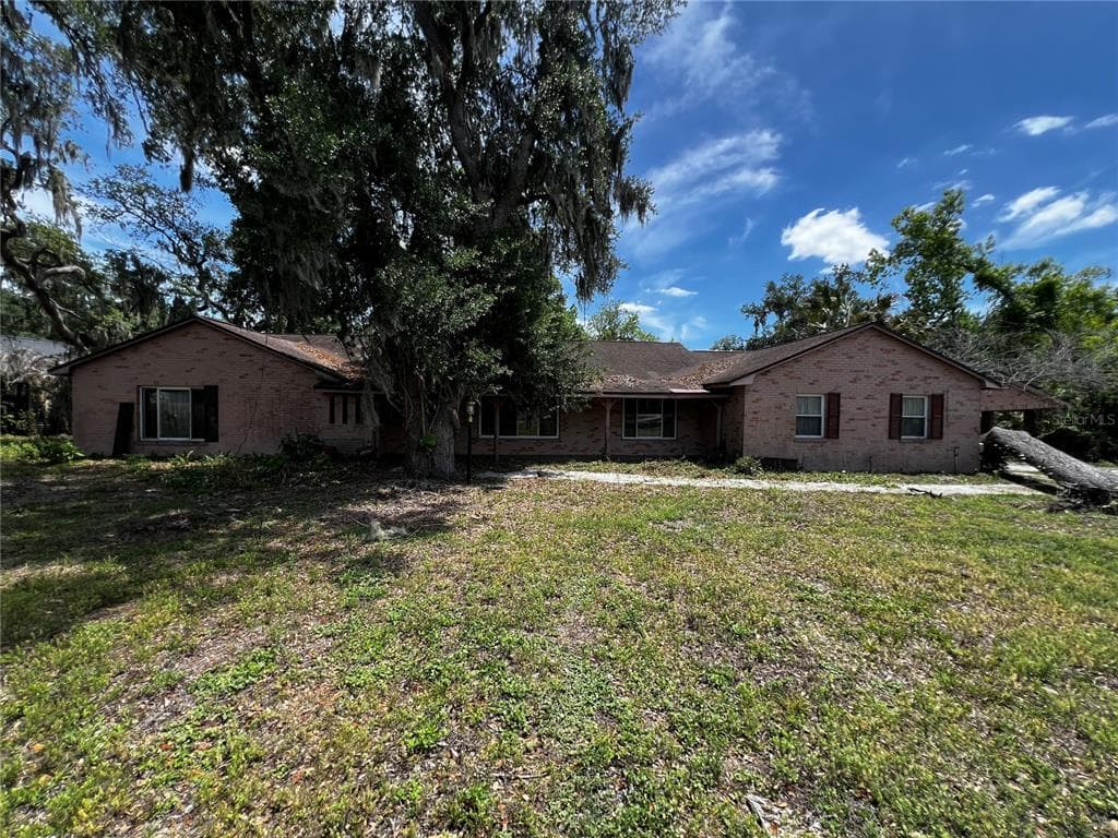 117 HICKORY CREEK BOULEVARD BRANDON, FL 33511