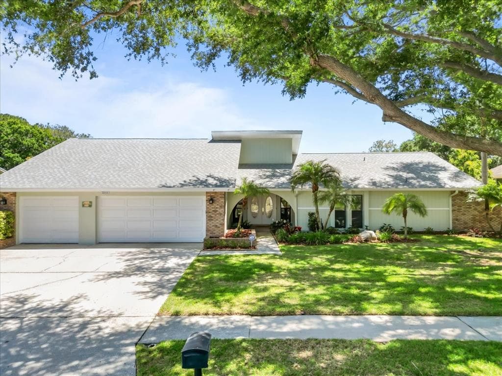 3111 HYDE PARK DRIVE CLEARWATER, FL 33761