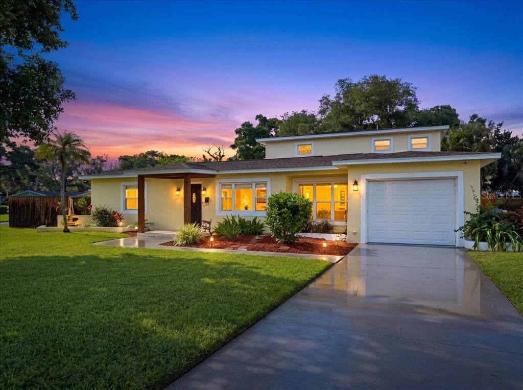 700 66TH AVENUE S ST PETERSBURG, FL 33705