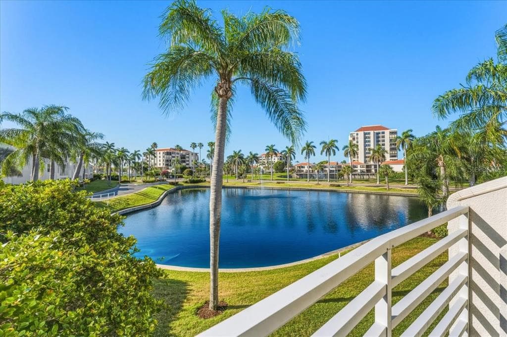 6061 BAHIA DEL MAR BOULEVARD UNIT 207 ST PETERSBURG, FL 33715