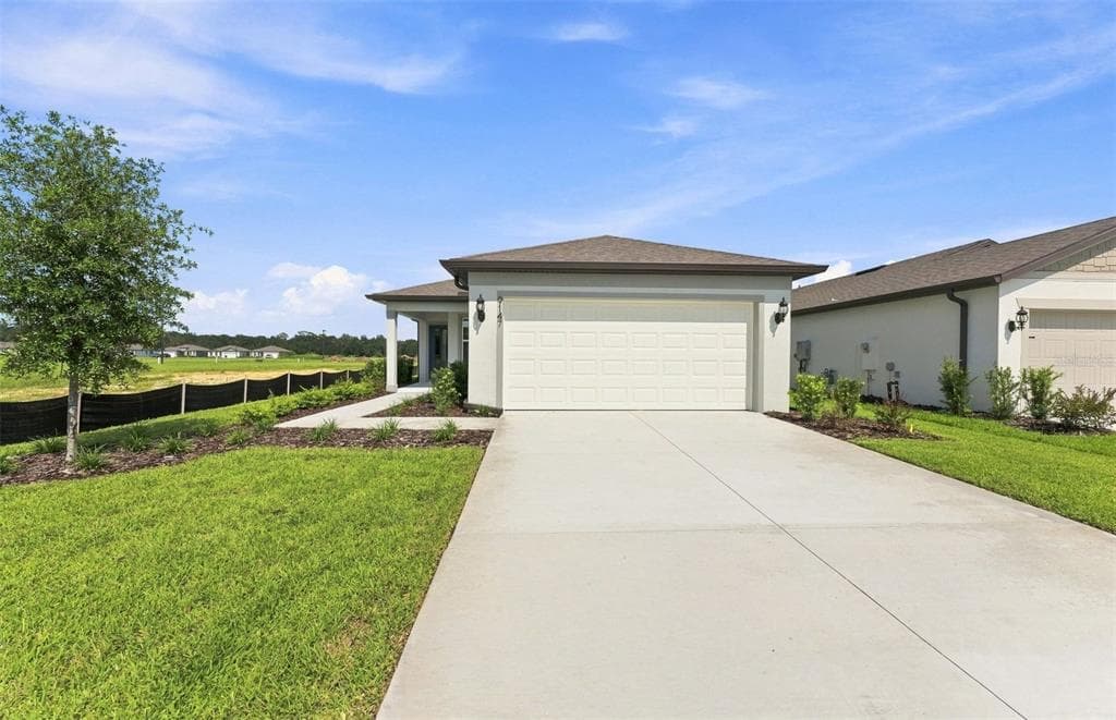 9147 NEWMONS PLACE WILDWOOD, FL 34785