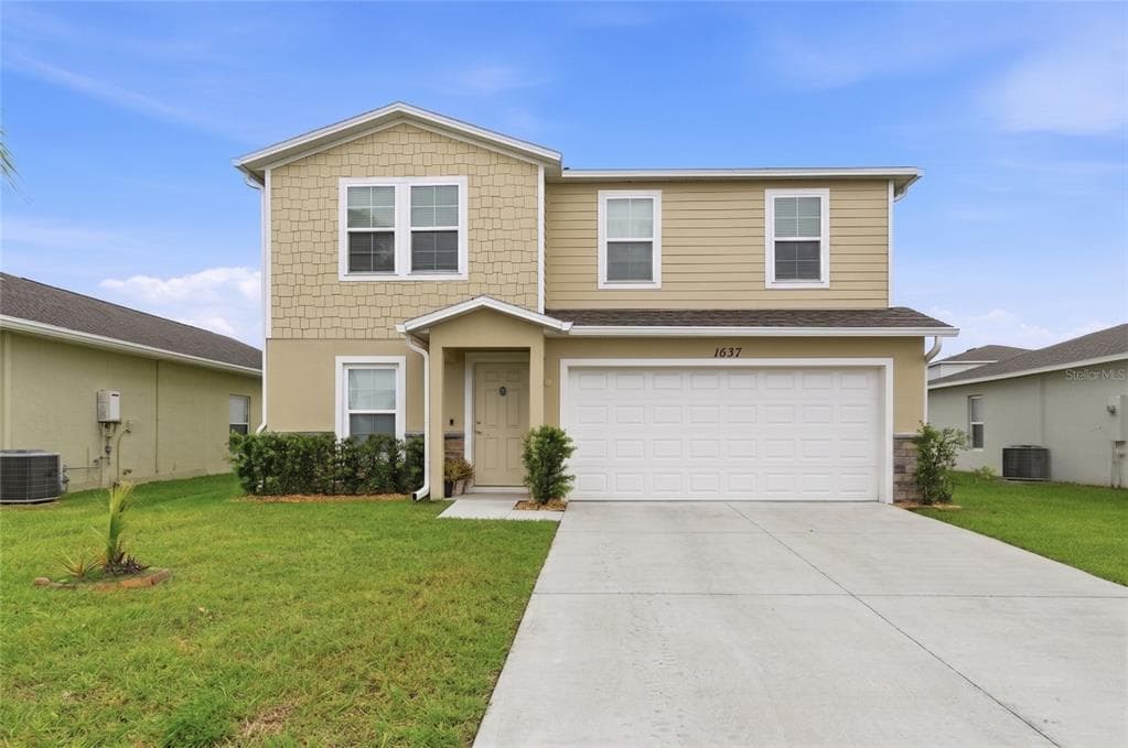 1637 MARBLE STREET SEBRING, FL 33870