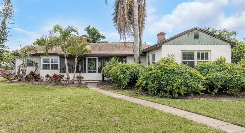 4300 3RD AVENUE S ST PETERSBURG, FL 33711