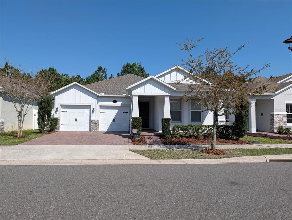 703 HYPERION DRIVE DEBARY, FL 32713