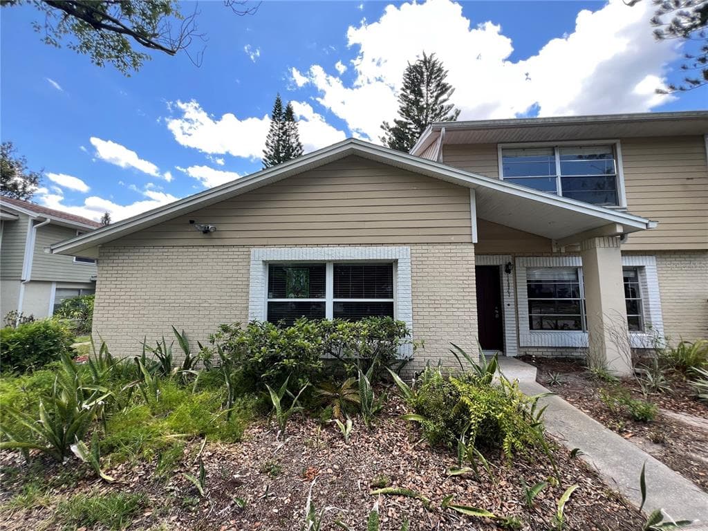 14627 PINE GLEN CIRCLE LUTZ, FL 33559