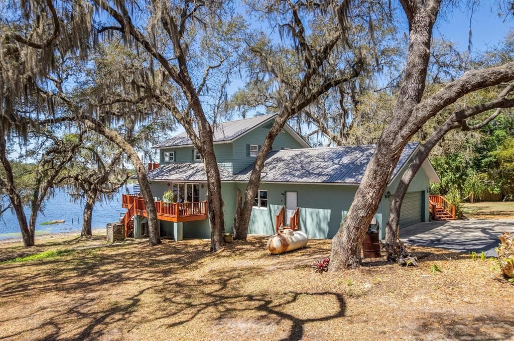 111 KIRBY TRAIL MELROSE, FL 32666