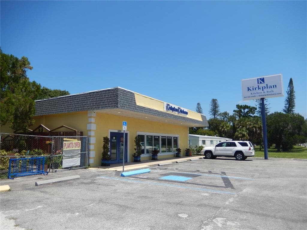 6804 CORTEZ ROAD W BRADENTON, FL 34210