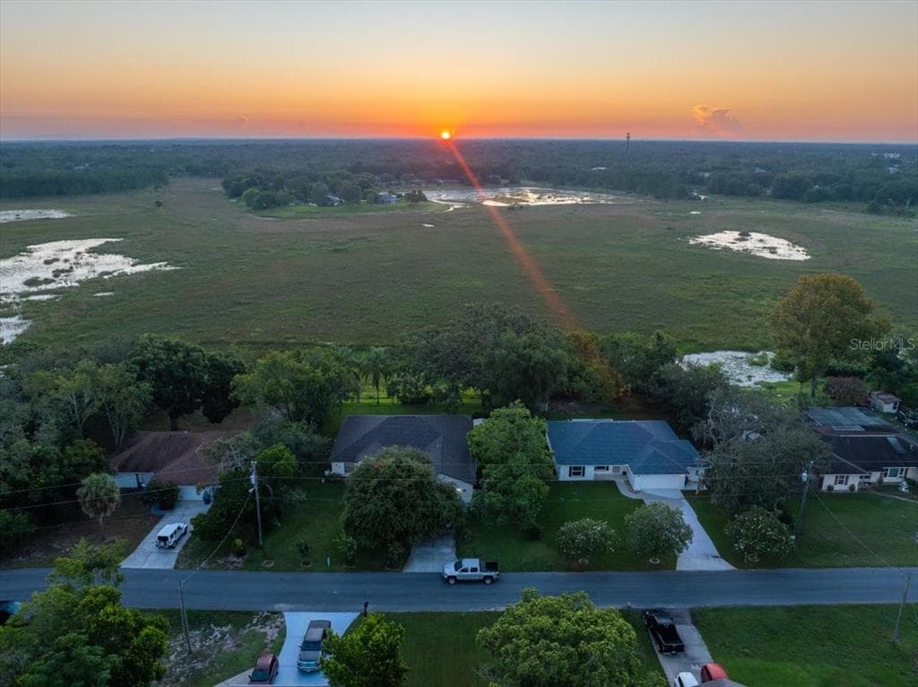 1472 IVYDALE ROAD SPRING HILL, FL 34606