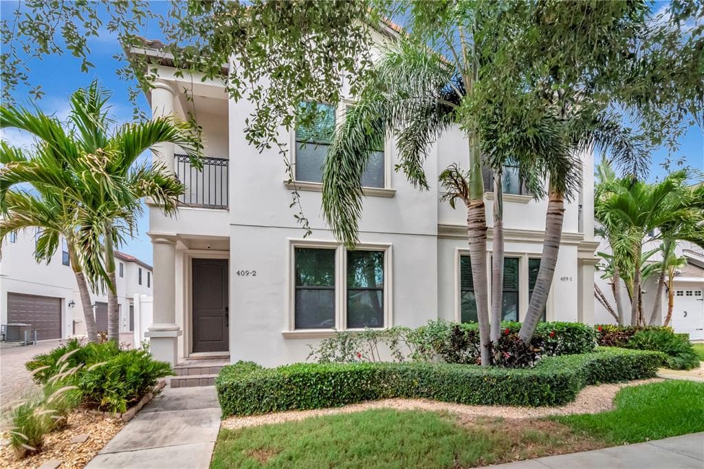 409 S TAMPANIA AVENUE UNIT 2 TAMPA, FL 33609
