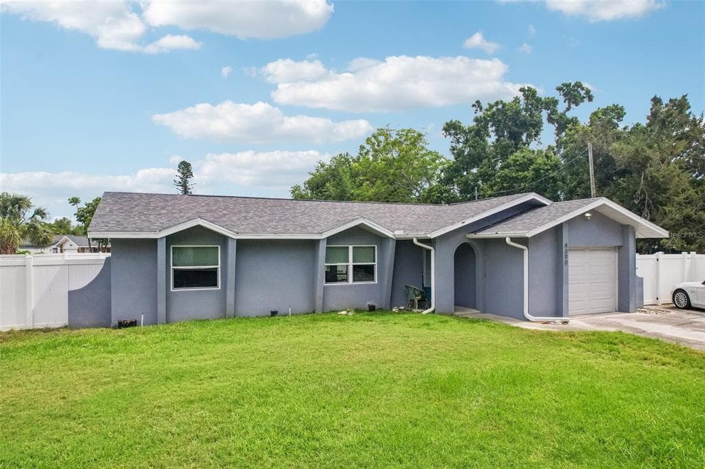 4390 TROUT DRIVE SE ST PETERSBURG, FL 33705