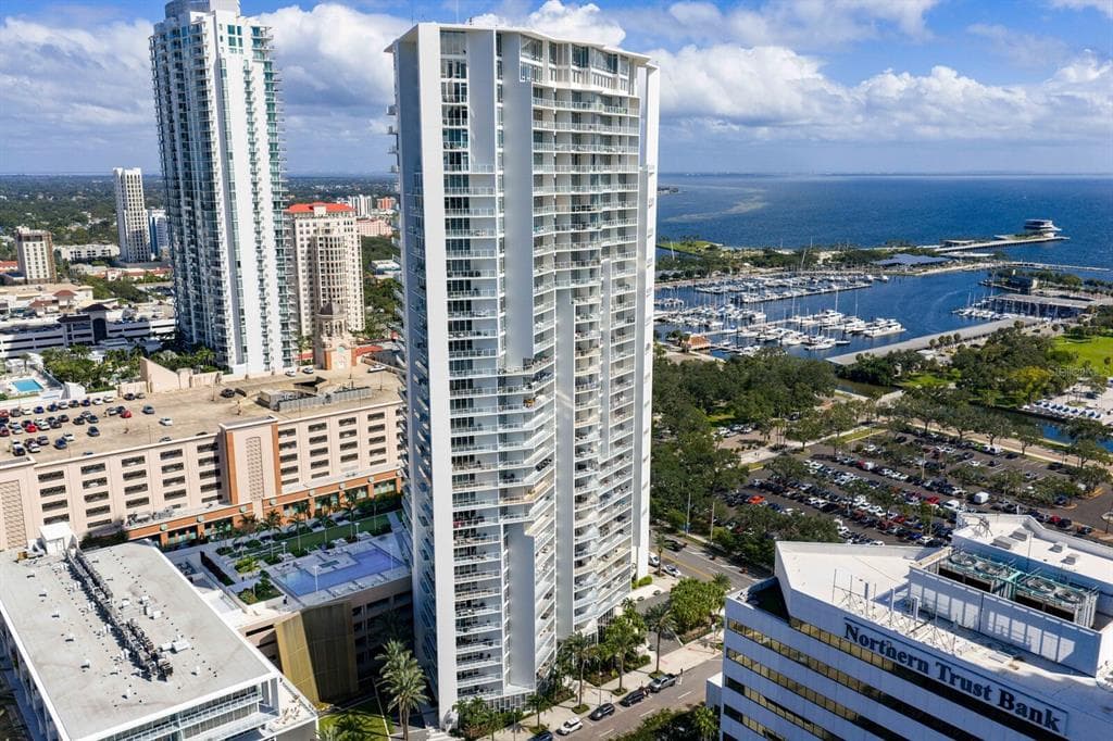 175 1ST STREET S UNIT 511 ST PETERSBURG, FL 33701