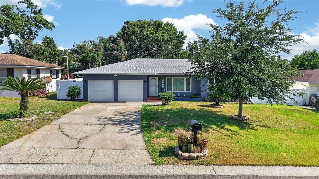 1525 LEVERN STREET CLEARWATER, FL 33755
