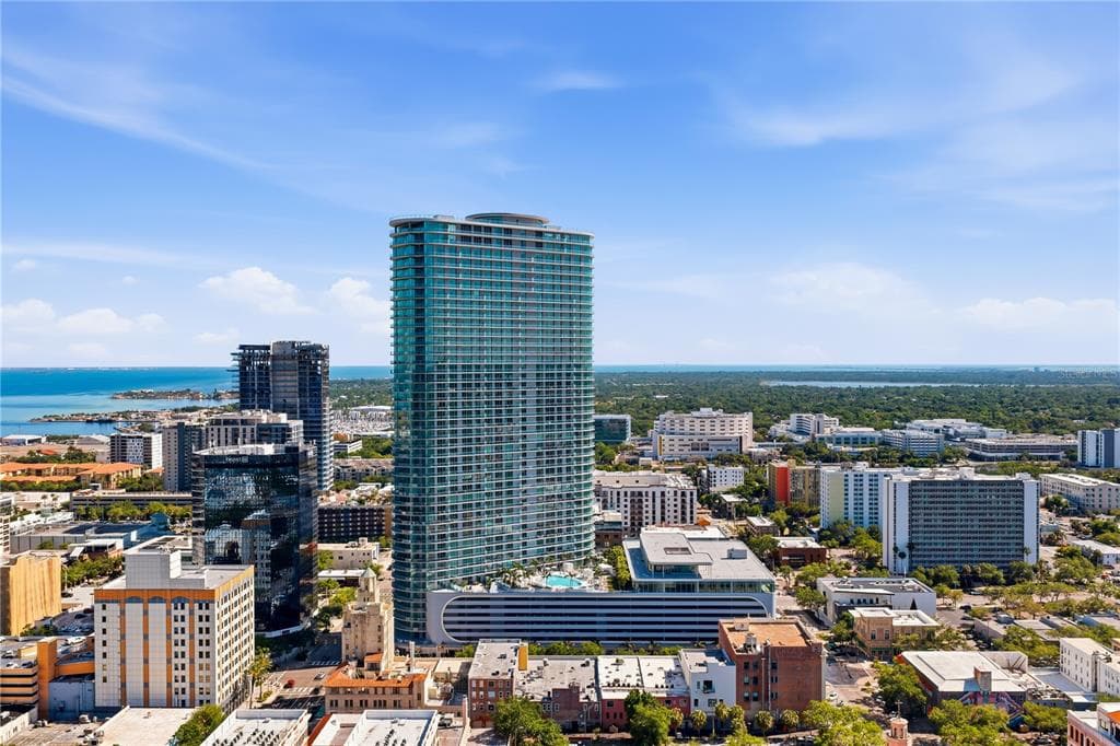 400 CENTRAL AVENUE UNIT 3506