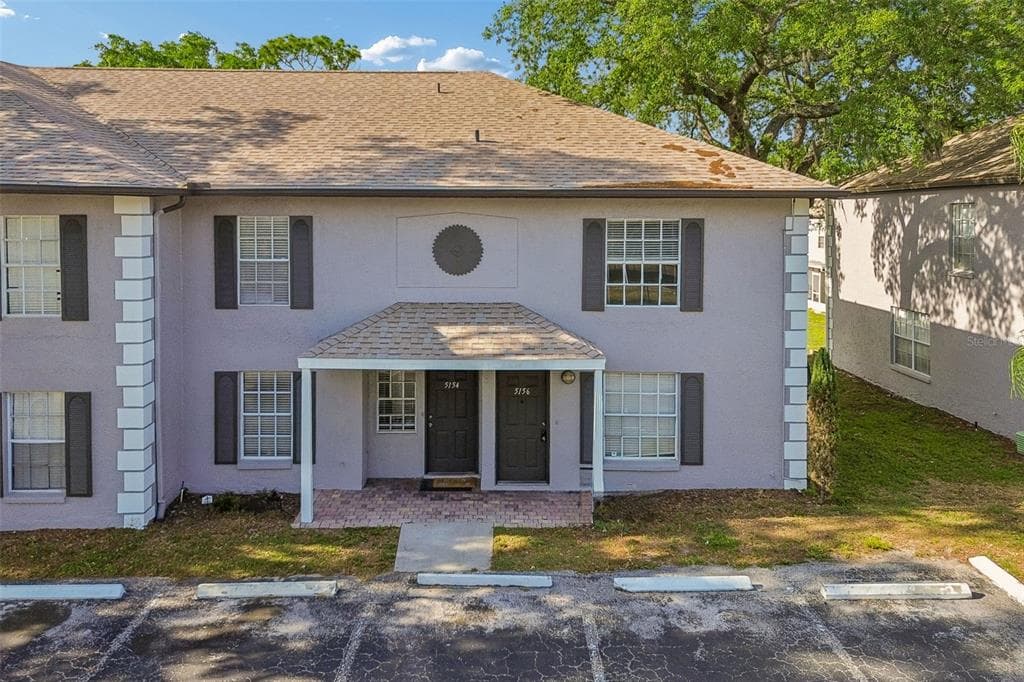 5156 SUNRIDGE PALMS DRIVE TAMPA, FL 33617