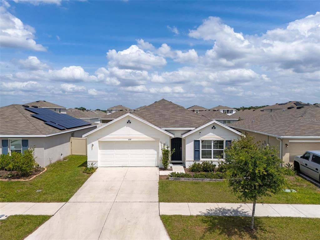16742 SUNBURST LAKE STREET WIMAUMA, FL 33598