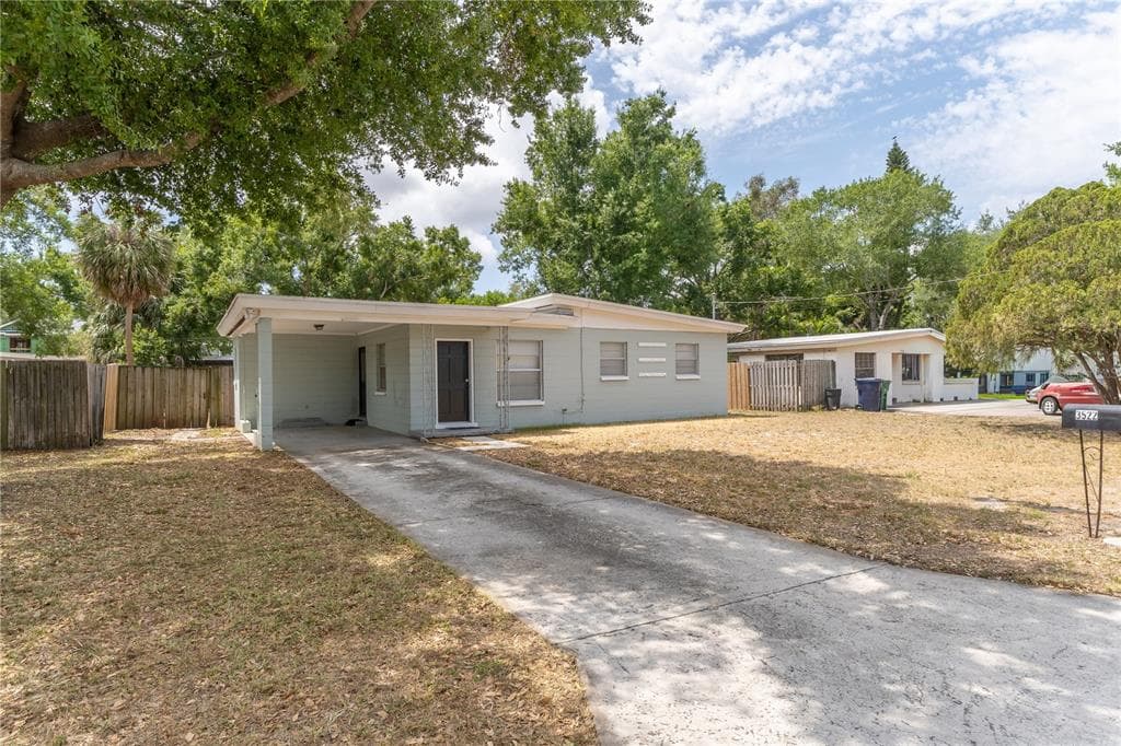 3522 W PAUL AVENUE TAMPA, FL 33611