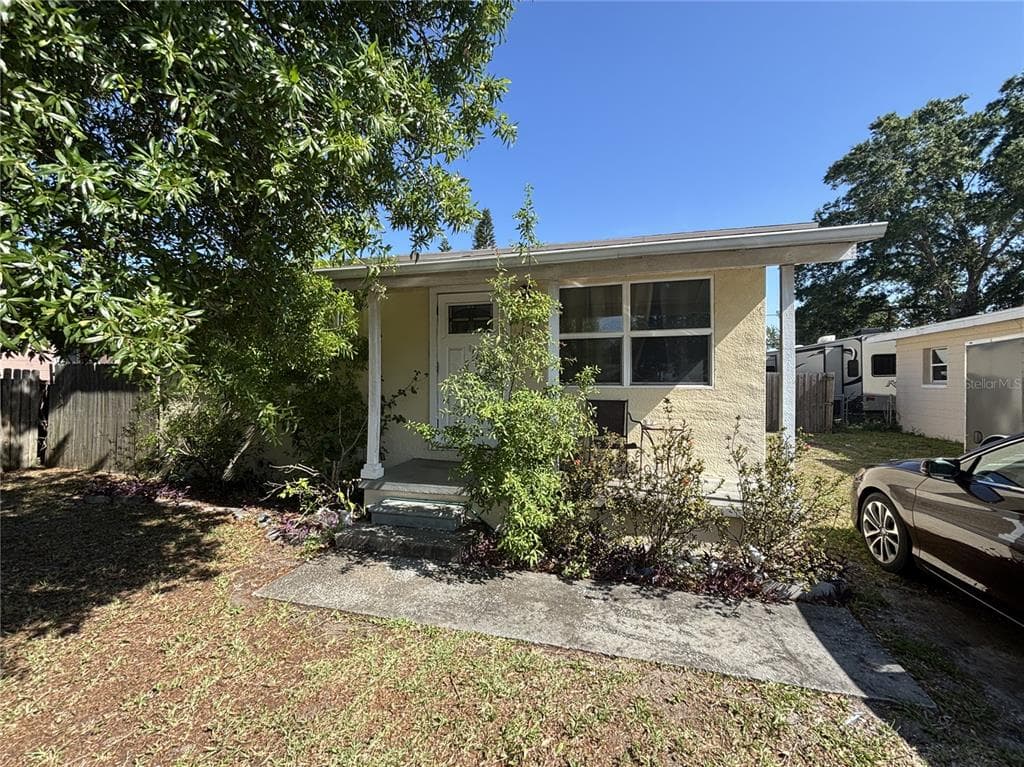 4327 43RD AVENUE N ST PETERSBURG, FL 33714