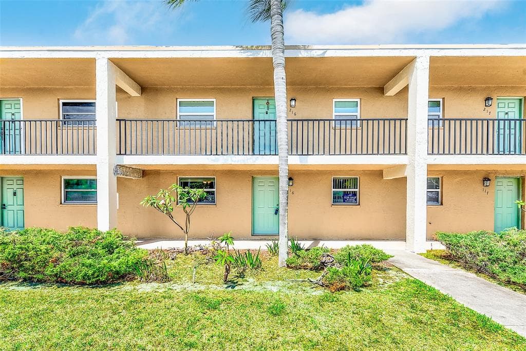 12300 PARK BOULEVARD UNIT 116
