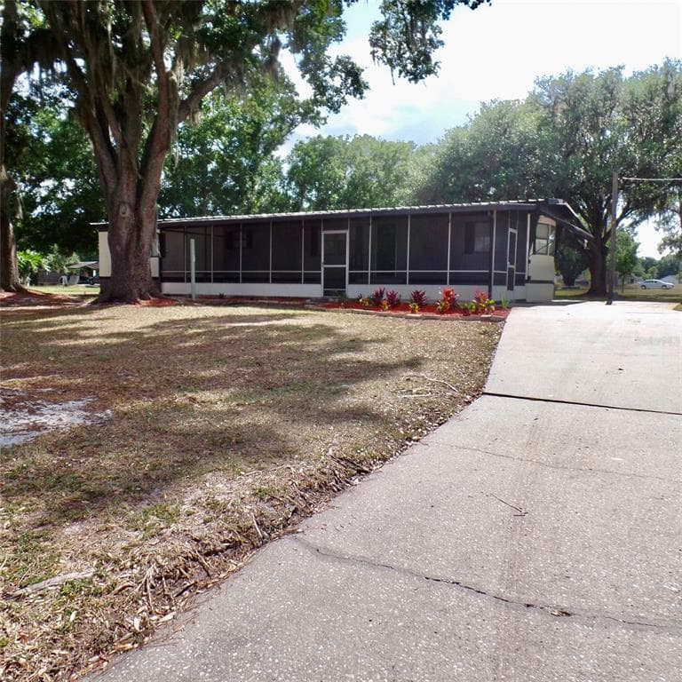 4637 FOX RIDGE BOULEVARD WESLEY CHAPEL, FL 33543
