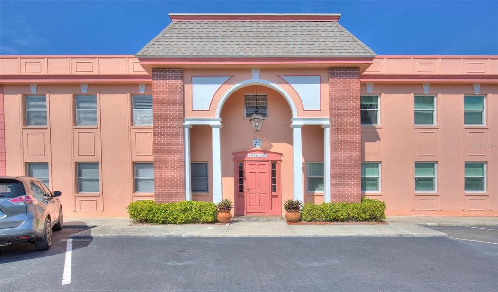 7011 PLACE DE LA PAIX UNIT 2A SOUTH PASADENA, FL 33707