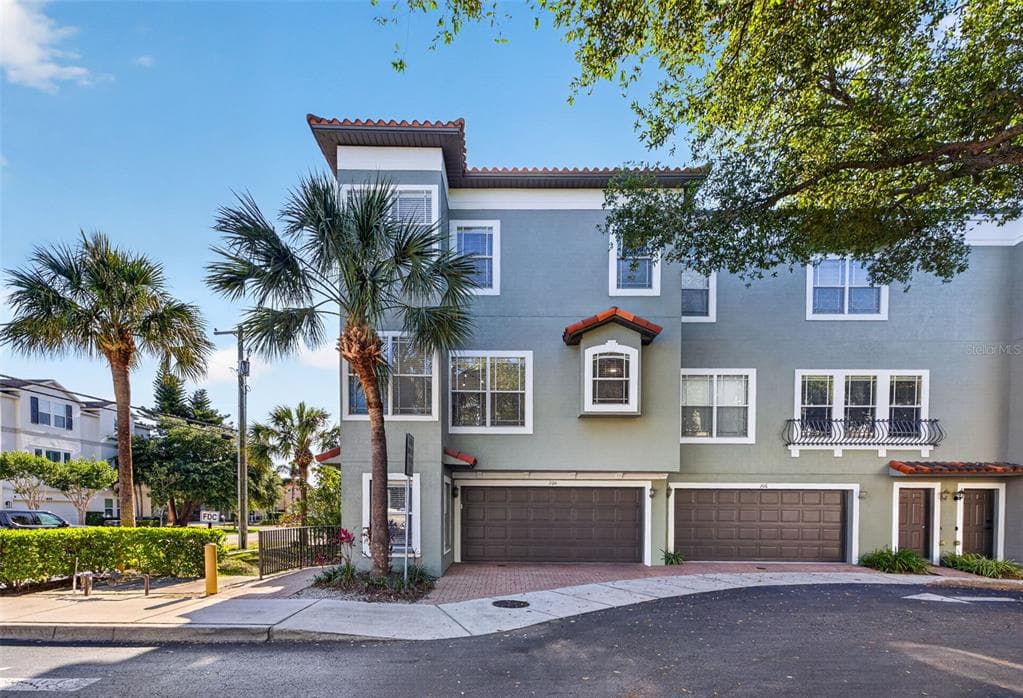 204 ROCK GARDEN PLACE UNIT 1