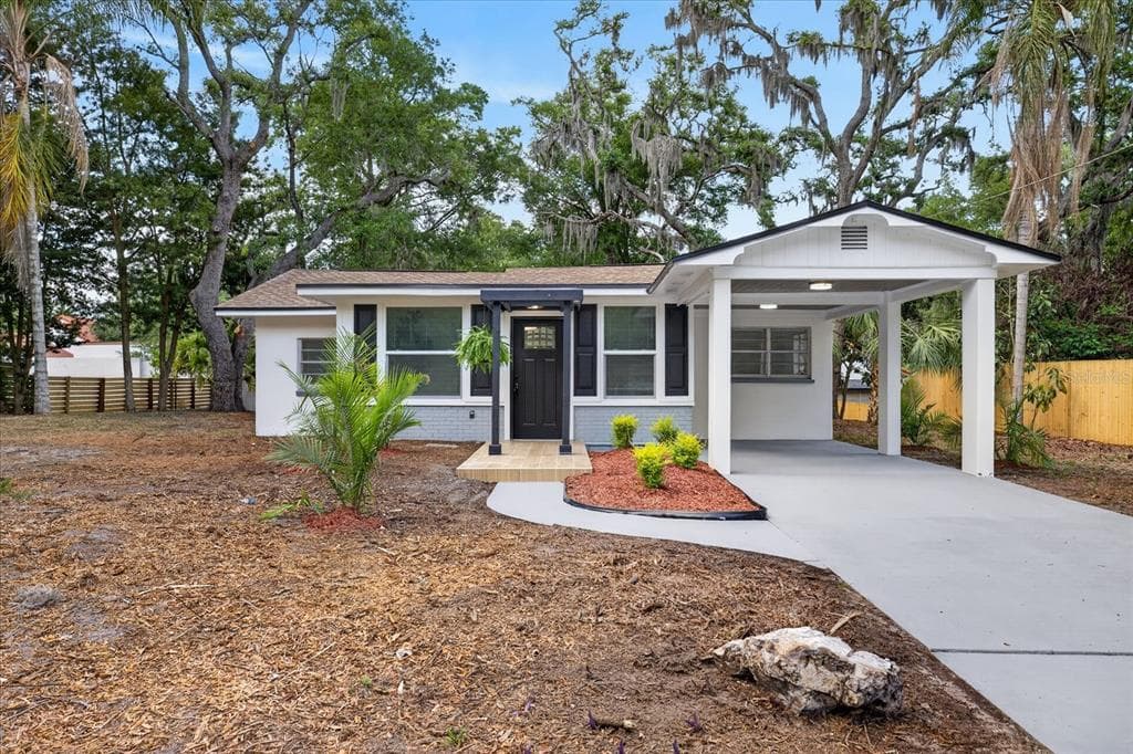 7806 E 114TH AVENUE TAMPA, FL 33617