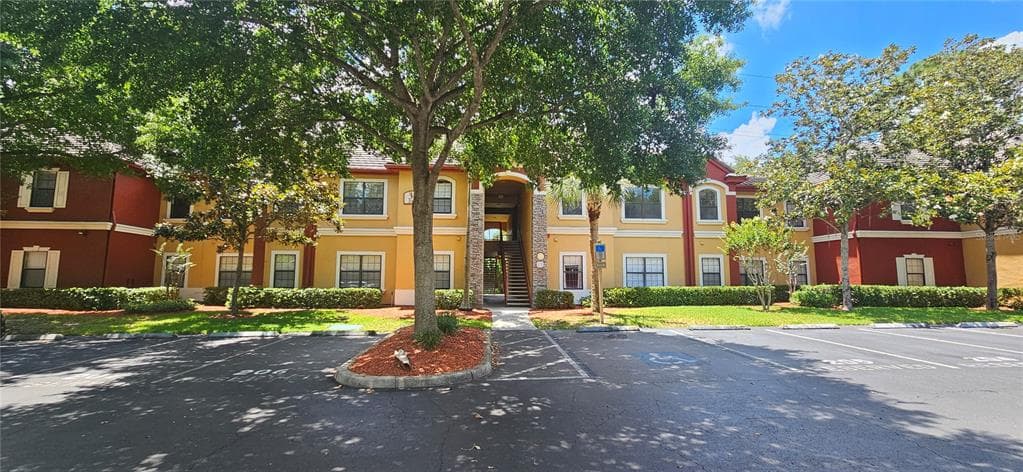 2107 PORTOFINO PLACE UNIT 3016 PALM HARBOR, FL 34683
