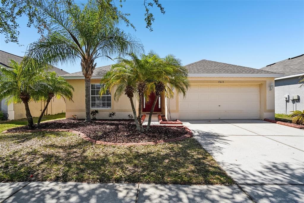 7613 WOOD VIOLET DRIVE GIBSONTON, FL 33534