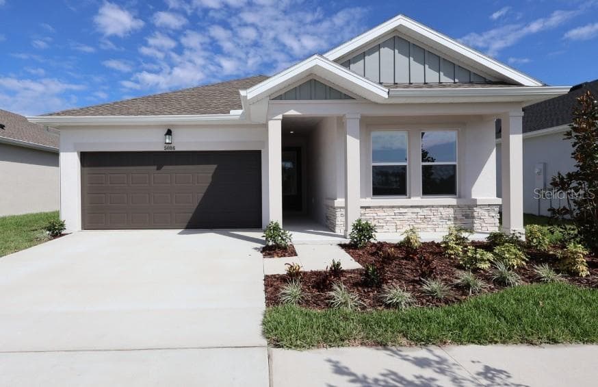 5086 CHAPEL ROW AVENUE APOLLO BEACH, FL 33572