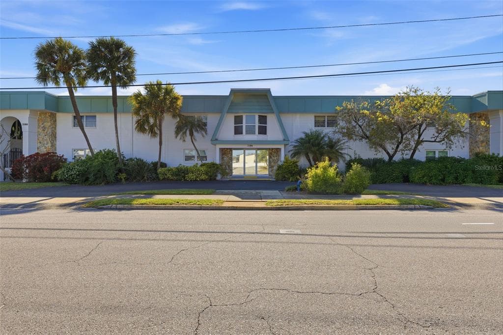 3100 HARTFORD STREET N UNIT 129 ST PETERSBURG, FL 33713