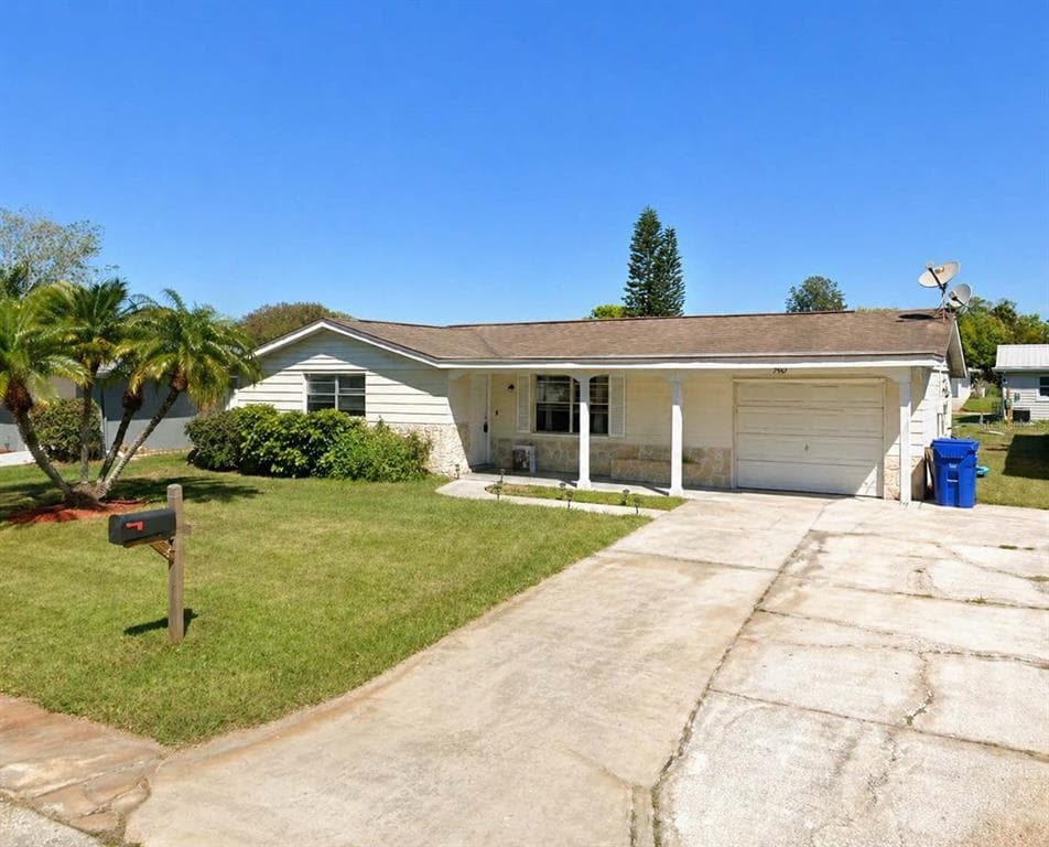 7907 YUCCA DRIVE NEW PORT RICHEY, FL 34653