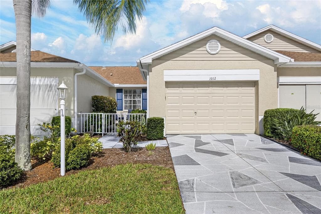 1012 RADISON AVENUE UNIT 12 SUN CITY CENTER, FL 33573