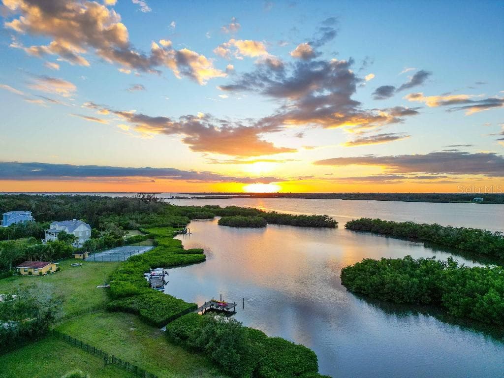 6511 BAYSHORE ROAD PALMETTO, FL 34221