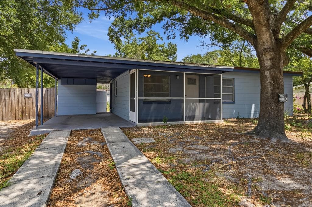 2702 E 98TH AVENUE TAMPA, FL 33612