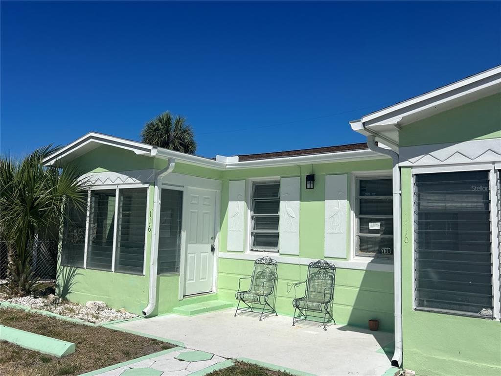 116 145TH AVENUE E MADEIRA BEACH, FL 33708