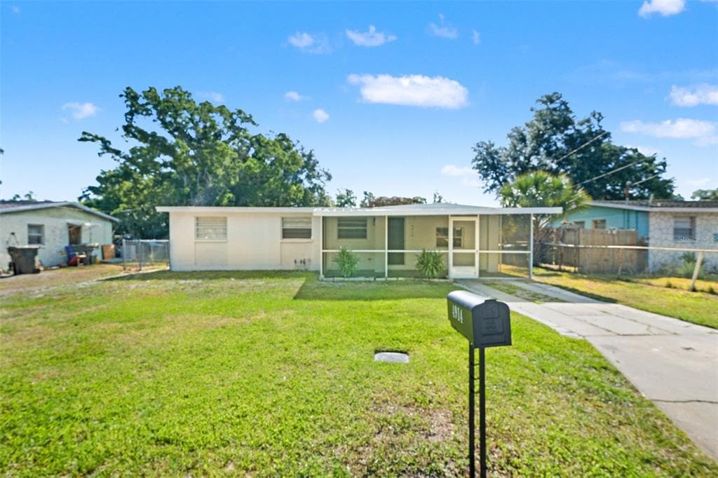 4914 S 82ND STREET TAMPA, FL 33619