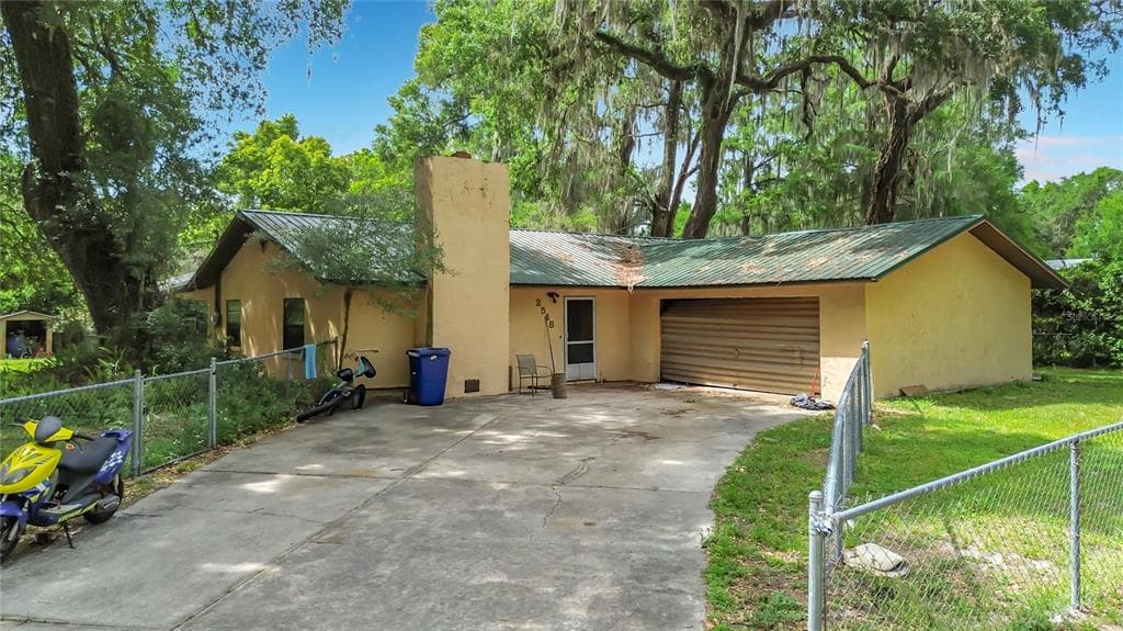 2548 CR 422 LAKE PANASOFFKEE, FL 33538