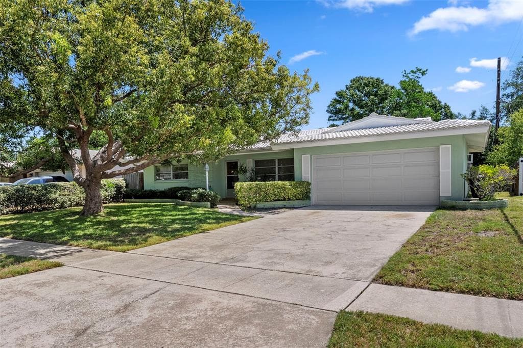 1413 EMBASSY DRIVE