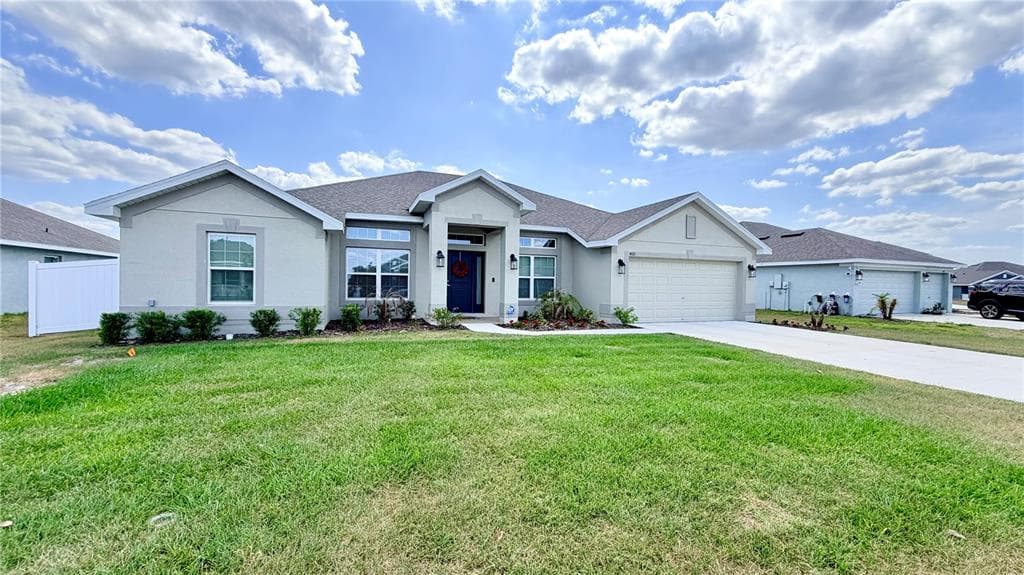 4015 TULLAMORE LANE AUBURNDALE, FL 33823
