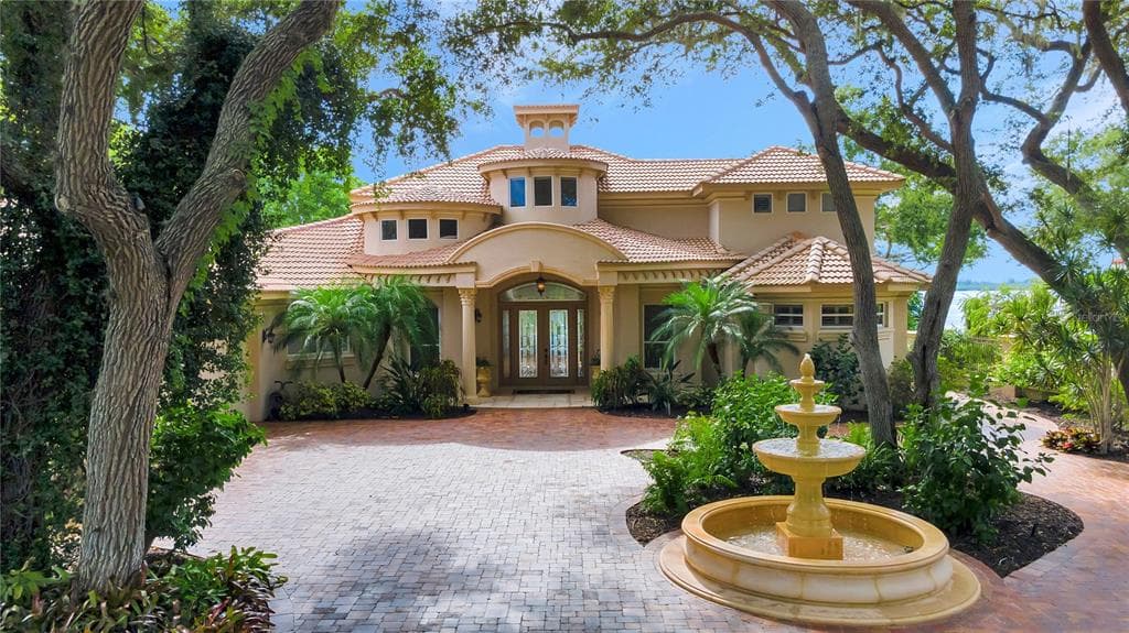 416 81ST STREET W BRADENTON, FL 34209