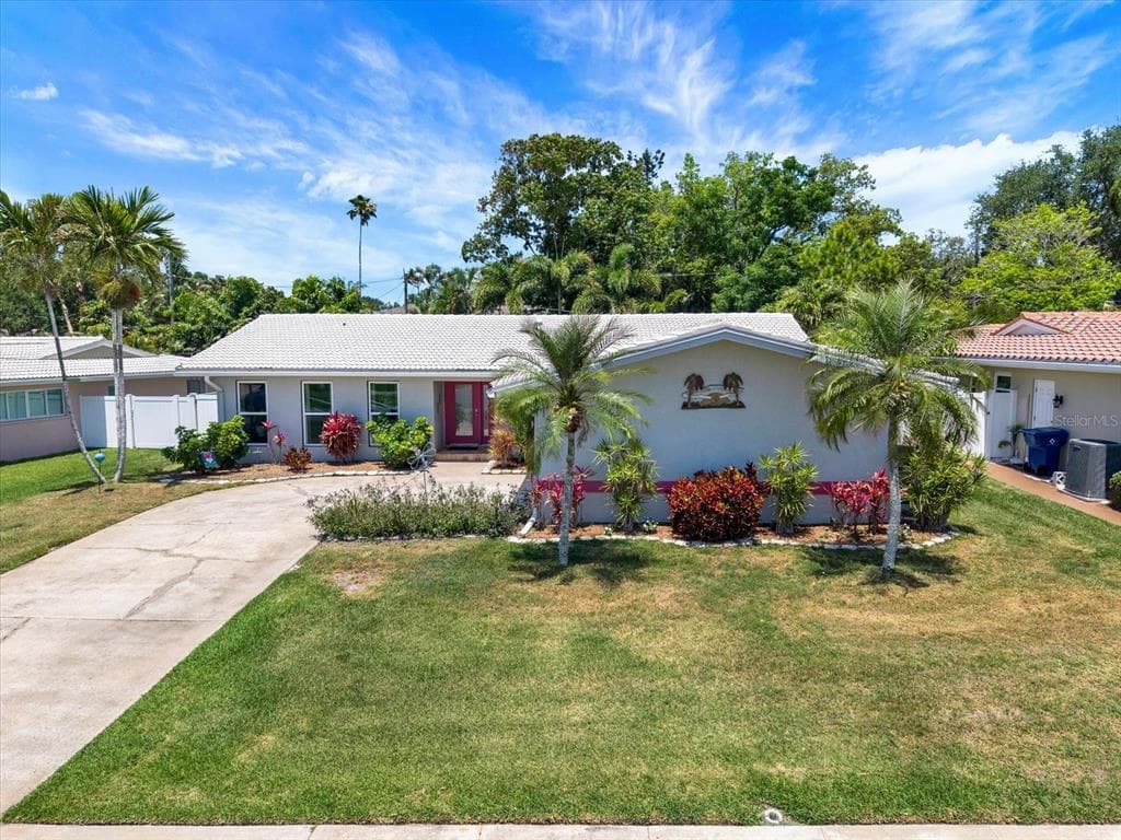 14725 CROWN DRIVE